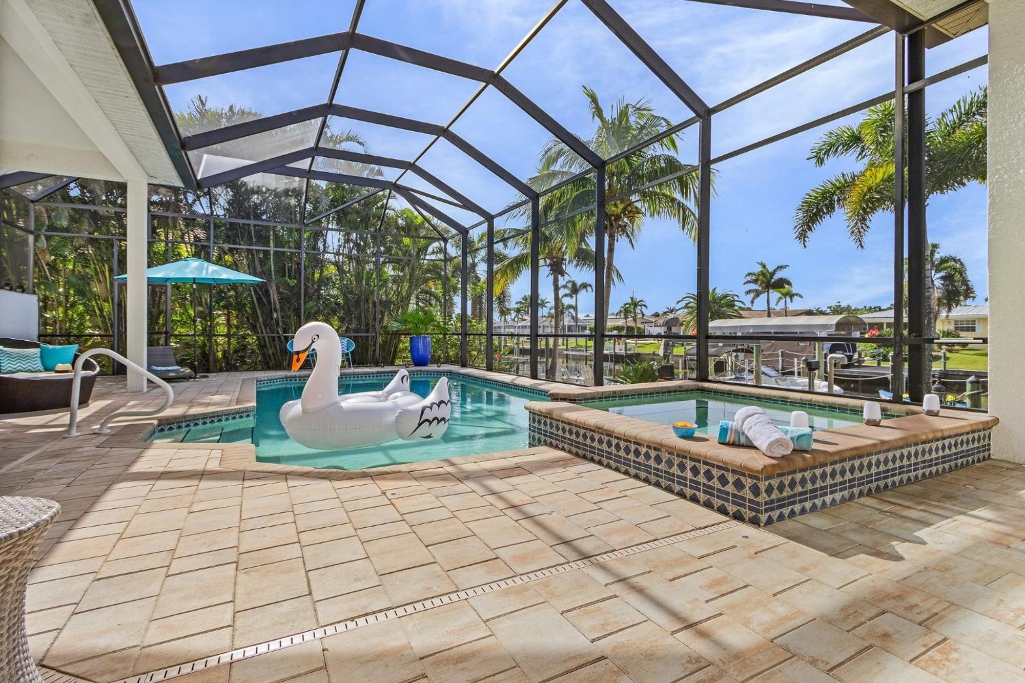 Villa Azurro, Cape Coral Exterior photo